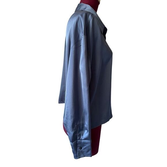 Abercrombie & Fitch Blue Dress Shirt - NWT - Picture 9 of 10